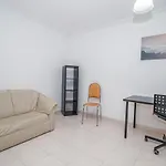 Charming Private In An A2 Penha - منزل للإقامة *