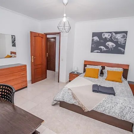 Habitación en casa particular Charming Private In An A2 Penha -